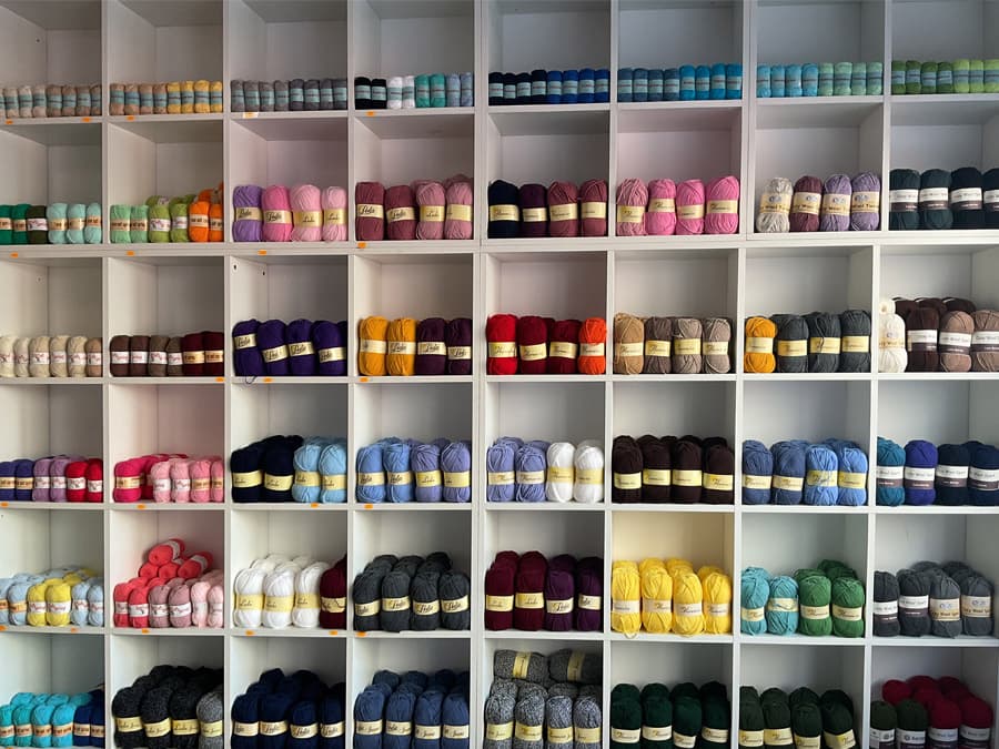 Tienda de lanas en Noia